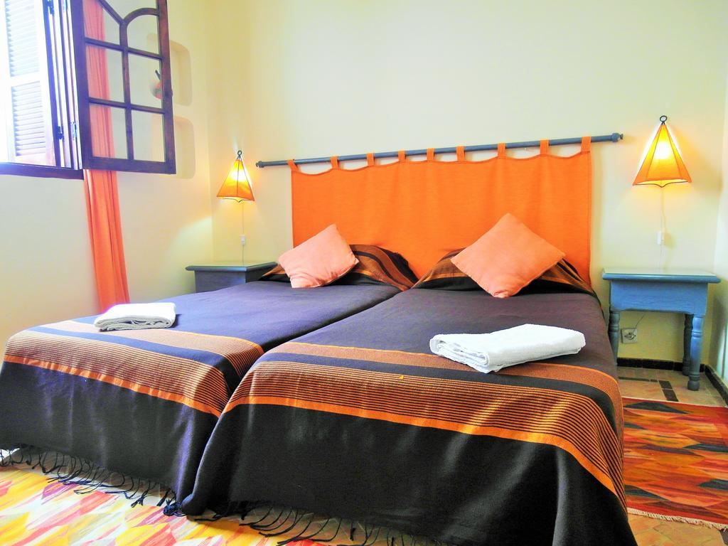 Christina'S House Bed and Breakfast Asilah Exteriör bild